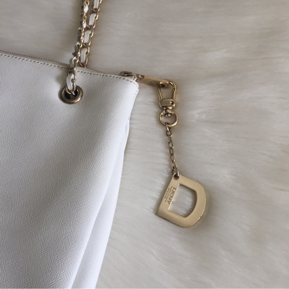 DKNY White Purse With Gold Chain Straps - Picture 3 of 8